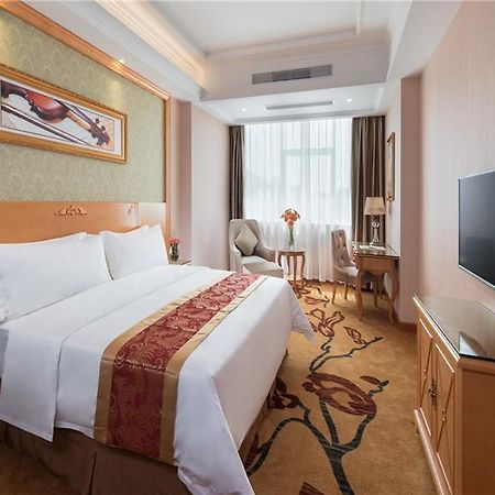 Vienna Hotel Tianbao Road 선전 시 외부 사진